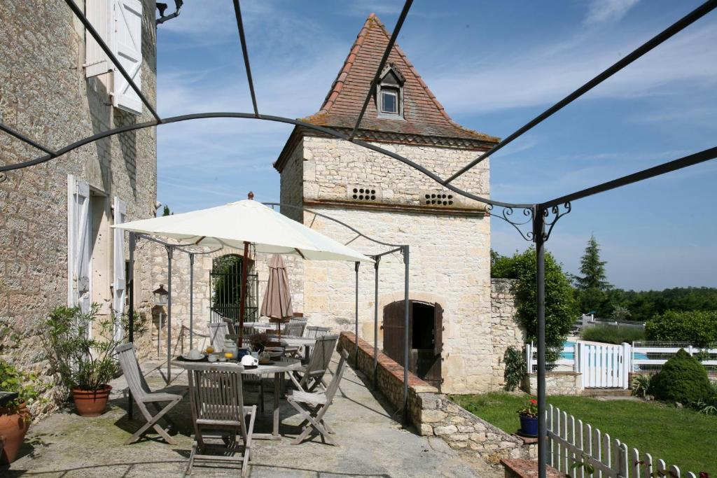 Hotel Les Vents Bleus Donnazac Esterno foto