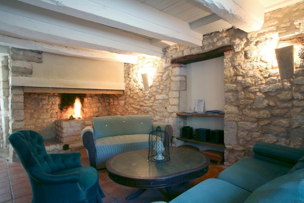 Hotel Les Vents Bleus Donnazac Esterno foto