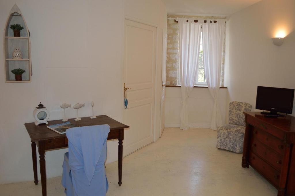 Hotel Les Vents Bleus Donnazac Camera foto